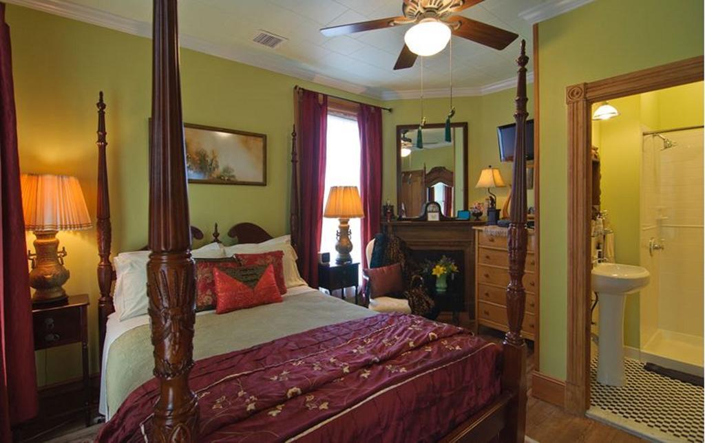 Shorecrest Bed And Breakfast Southold Chambre photo